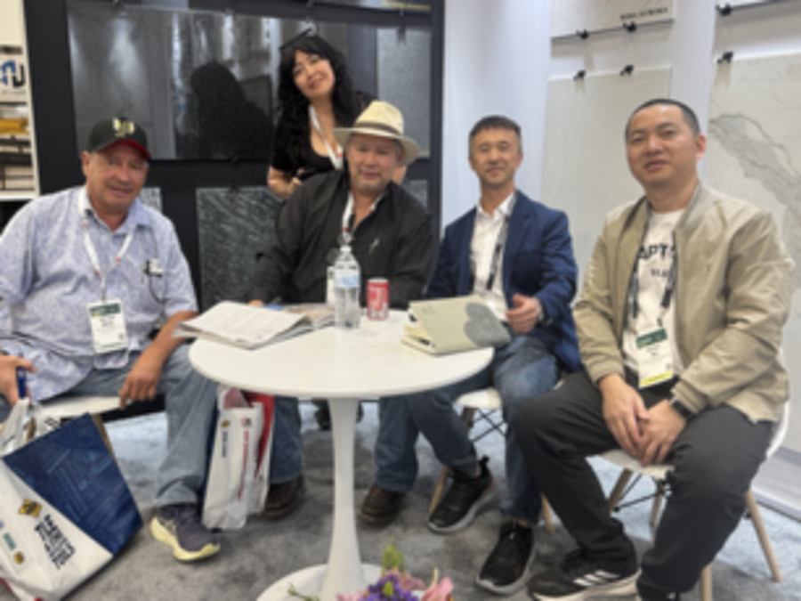 Discussion with U.S. distributors and fabricators at an industry trade show